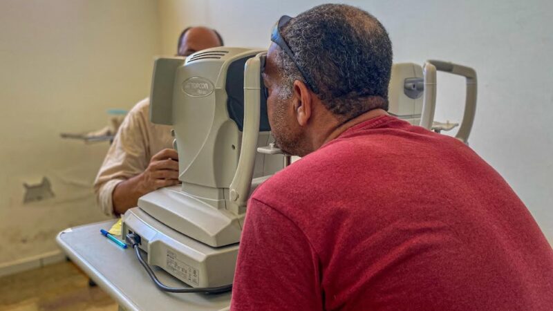 Mais uma edição mensal do mutirão oftalmológico proporciona atendimento a 80 pacientes em Eunápolis